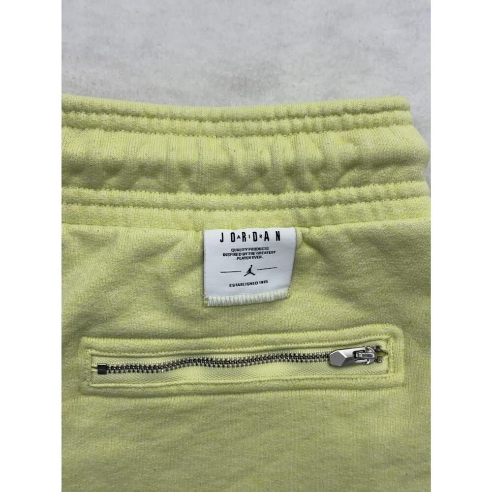 Jordan Black Cat Diamond Fleece Shorts AV5017-335 Luminous Green Mens Size M - Picture 10 of 13